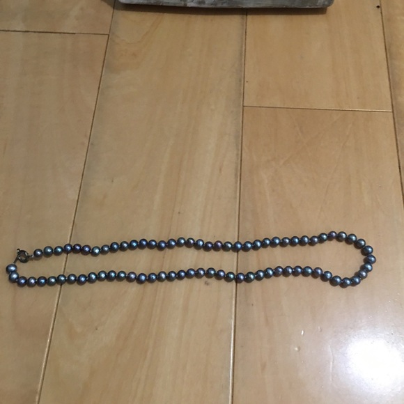 Small cultured freshwater pearl necklace - Picture 2 of 5